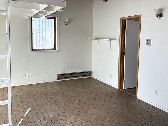 3rd image of 317 Cornell Dr SE #C