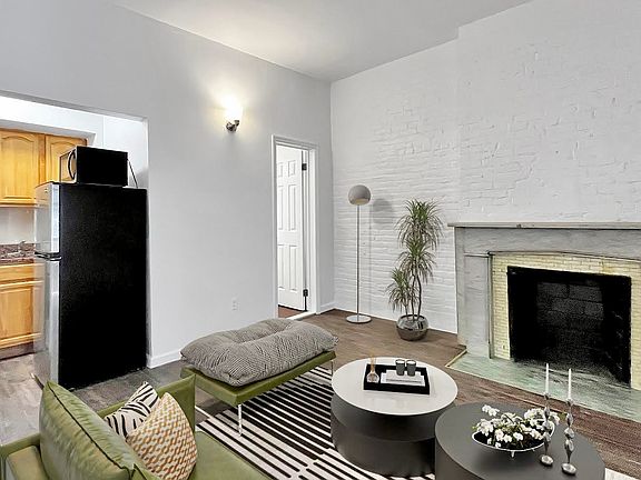 5th image of 37 E 29th St APT 2