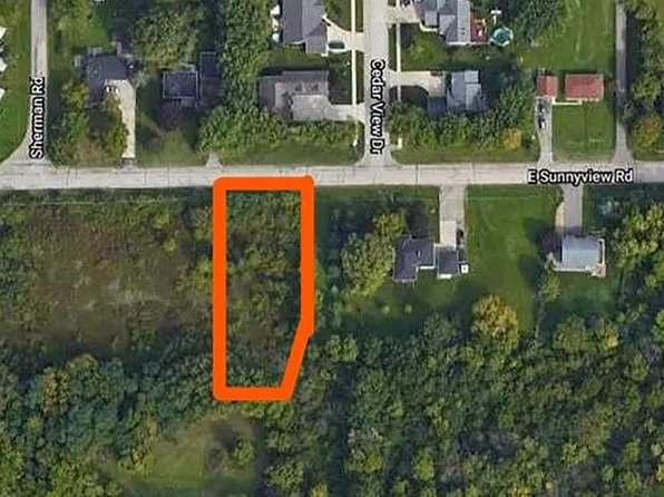 Sunnyview Rd, Oshkosh, WI 54901