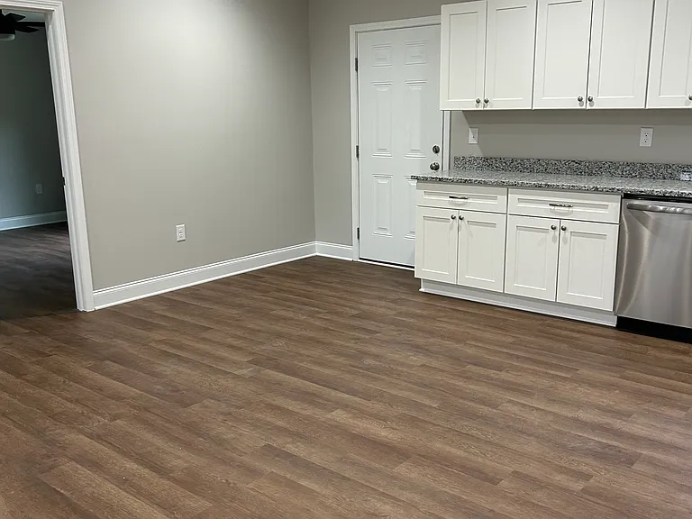 104 Whileaway Ct — Photo 4