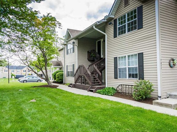 3rd image of 7833 Meadowhaven Blvd