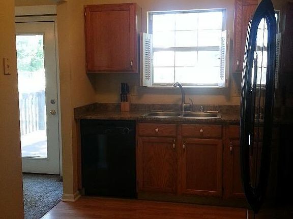 5th image of 531 Grouse Ct