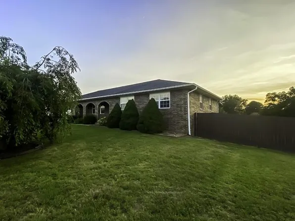 6791 Panther Dr, Harrison, AR 72601