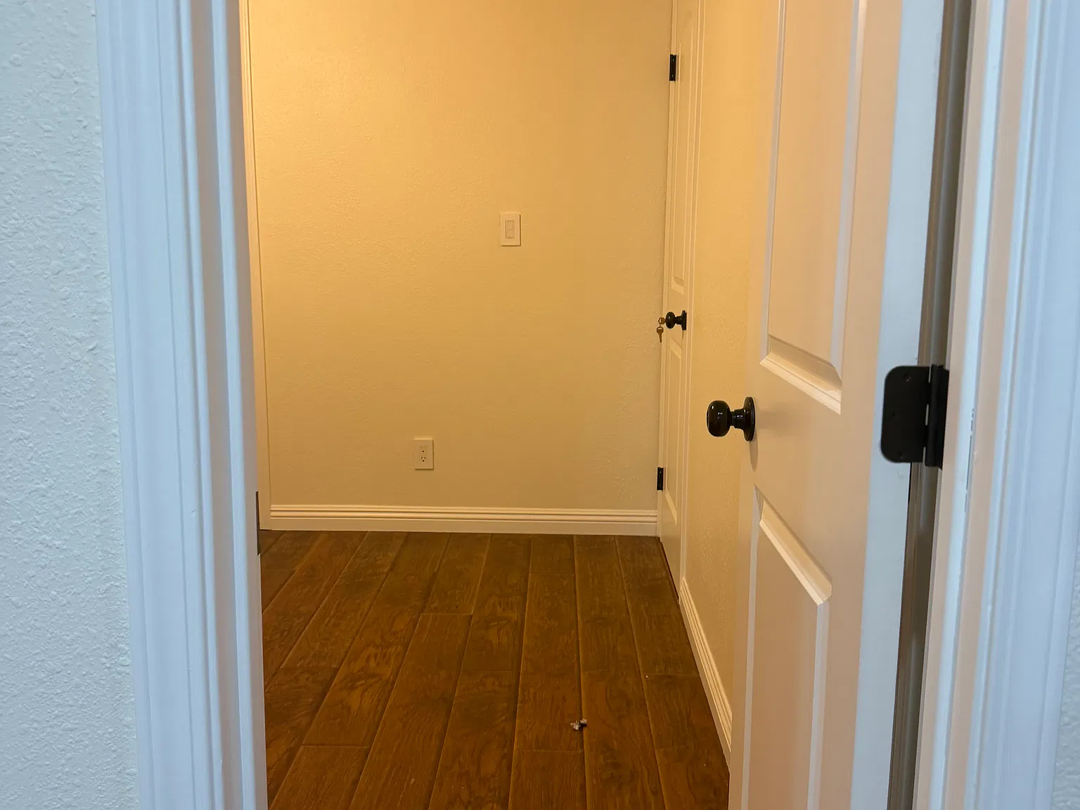 2 bed, 1.5 bath, 1150 sqft, $2,850 — Photo 2