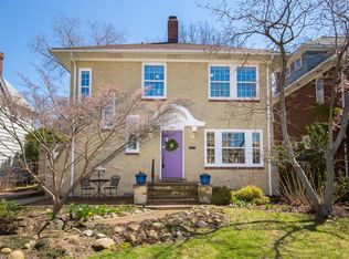 301 Cornwall Rd, Rocky River, OH 44116