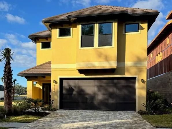 250 HARBOR VILLAGE Point N, Palm Coast, FL 32137