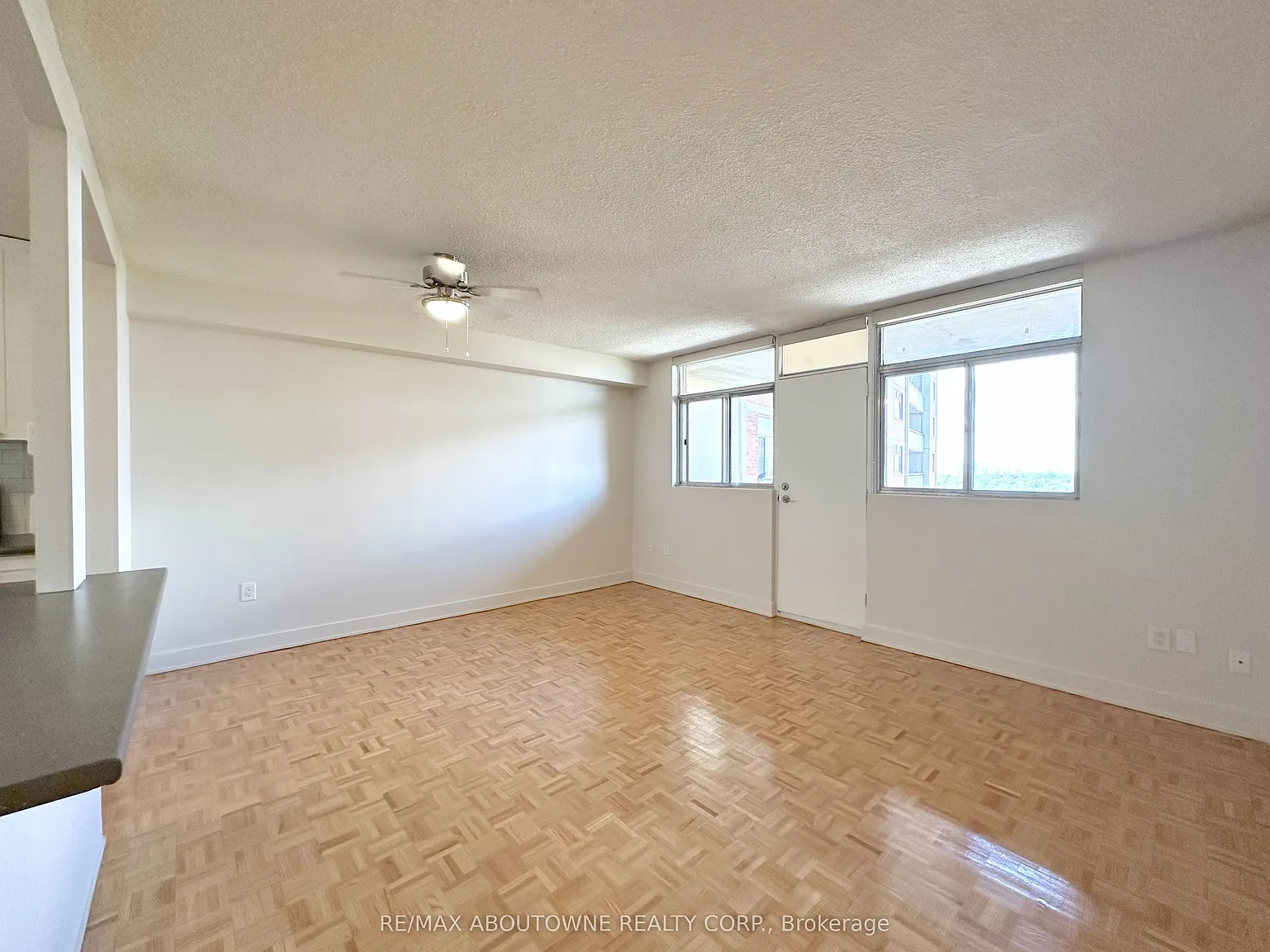 Cambridge Place — Photo 2