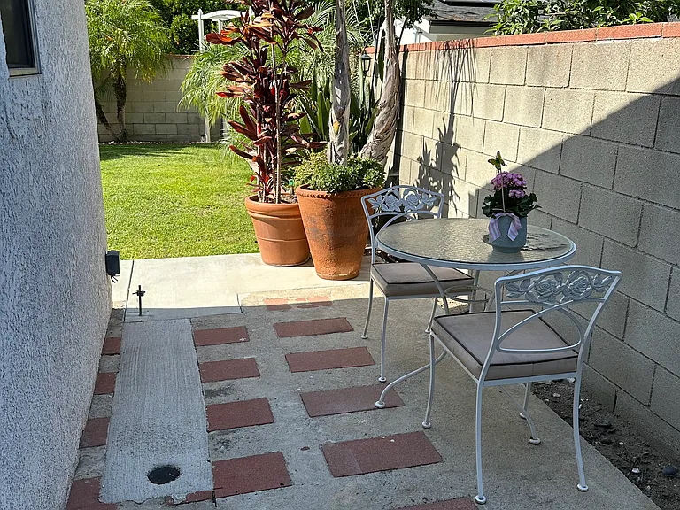304 N Shelton St — Photo 18