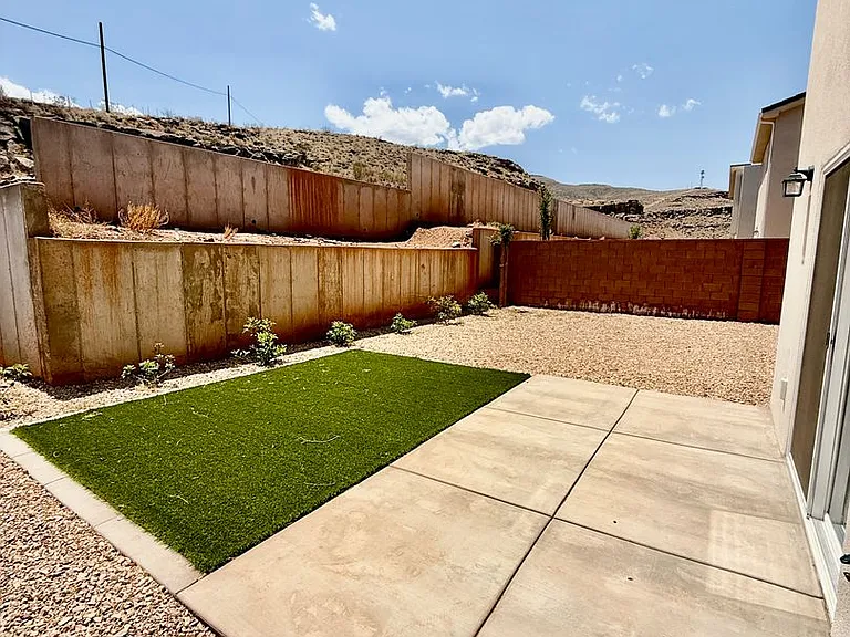 4252 E El Capitan Way — Photo 32