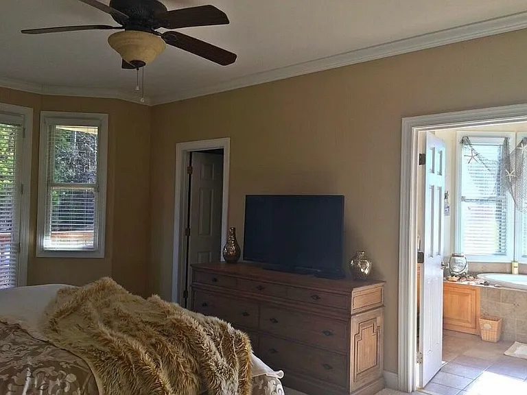 322 Vintage Way — Photo 5