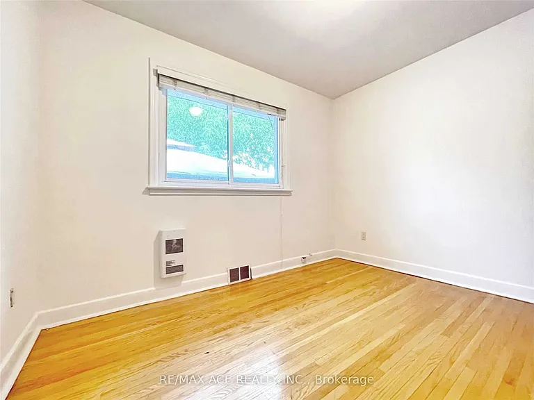 246 Horsham Ave #MAIN — Photo 14