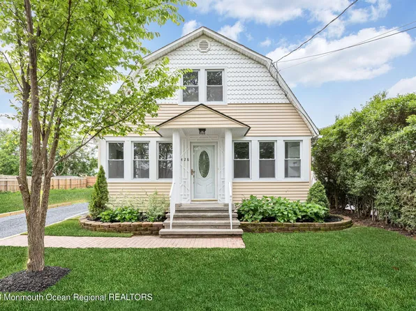 428 Aumack Avenue, Union Beach, NJ 07735