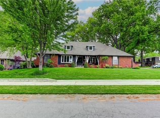 1400 SW 8th Ter, Lees Summit, MO 64081