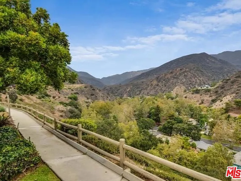 6232 Tapia Dr #A — Photo 22