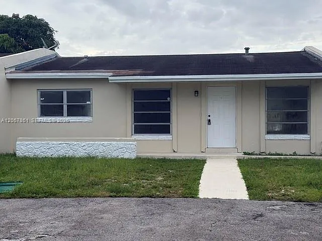 2878 NW 197th Ter