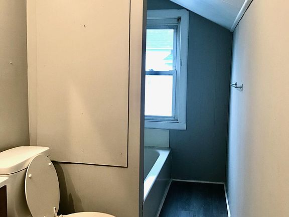 2nd image of 1733 E 30th St #1733