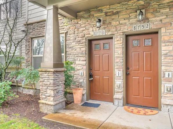 8756 NE Delamere Way, Beaverton, OR 97006