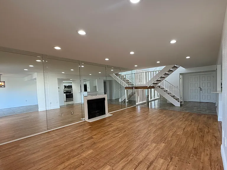 Canyon Villas — Photo 23