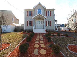 611 Tucker St, Fall River, MA 02721
