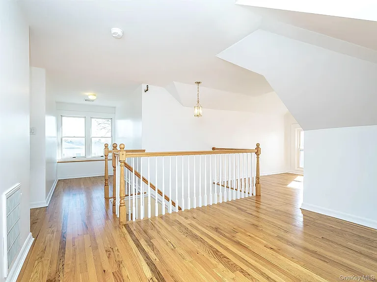 26 Summit Ave #2 — Photo 24