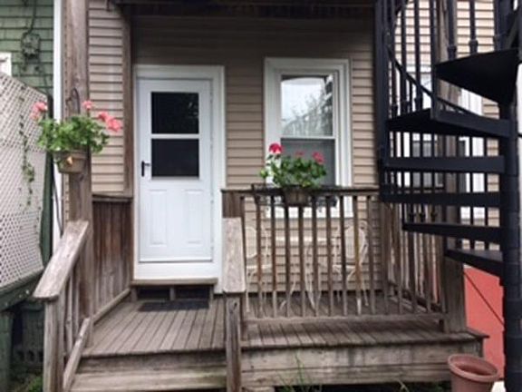 3rd image of 5 Viking St #1