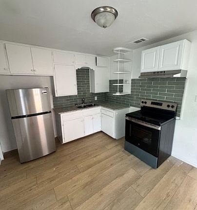 4th image of 1408 Mulford St