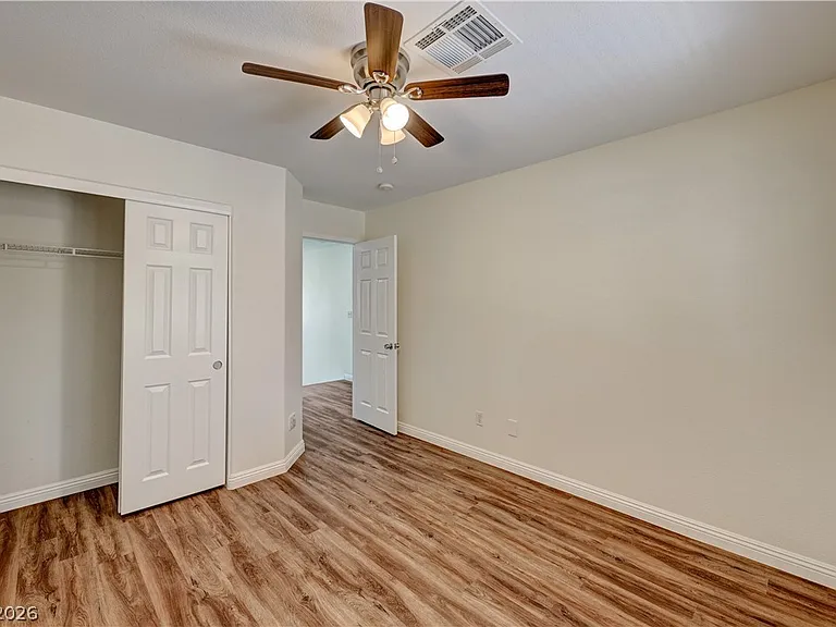 6457 Abbey Door Ct — Photo 20