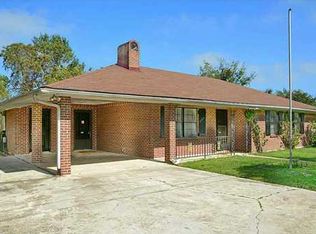 527 Saint John St, Bay Saint Louis, MS 39520