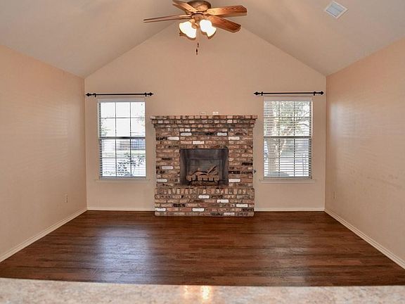 5th image of 5213 Greathouse Ave