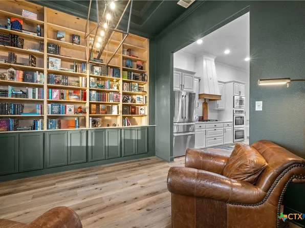 230 Sand Flat Ln, Temple, TX 76502