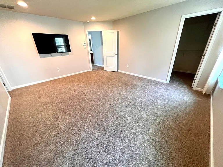 796 Village Club Dr — Photo 25