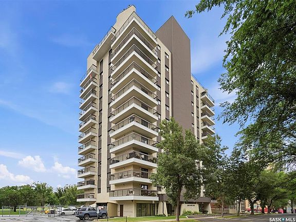 3rd image of UNIT 1104-510 5th AVENUE N