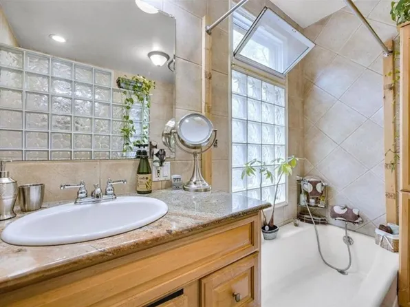 1854 73rd Street image 13 of 17