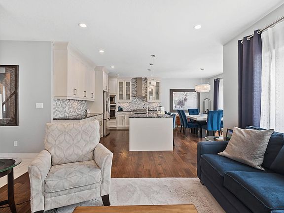 4th image of 3010 55th St