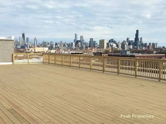 5th image of 2039 W North Ave #401