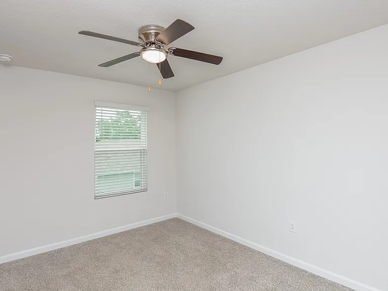 5720 Blackhorse Cir — Photo 15