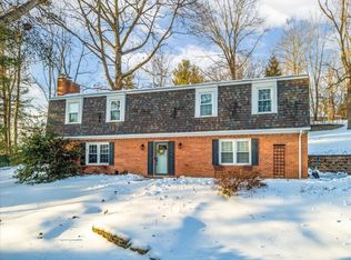 204 Pine Dr, Blacksburg, VA 24060