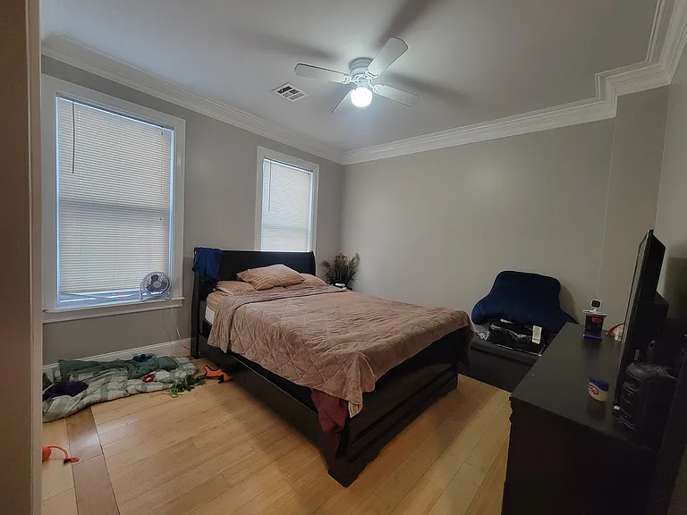 485 Beach St #2 — Photo 10