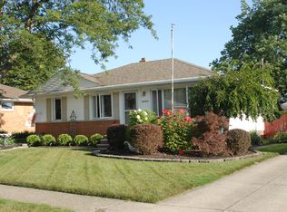 3060 Jeanne Dr, Parma, OH