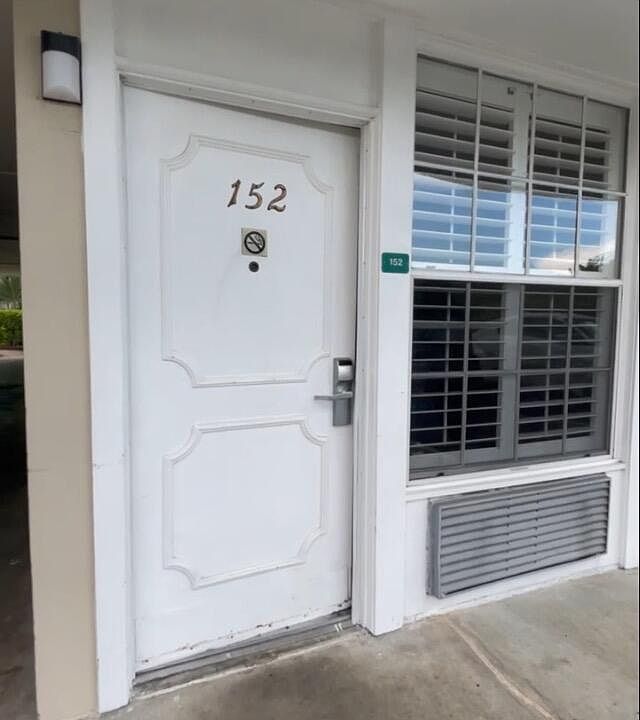 1st image of 2555 9th Street N #152