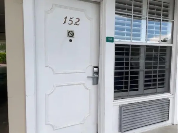 2555 9th Street N #152, Naples, FL 34103