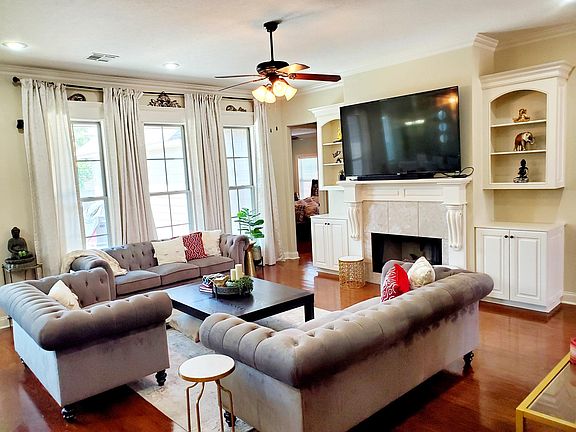 2nd image of 641 Becky Ln