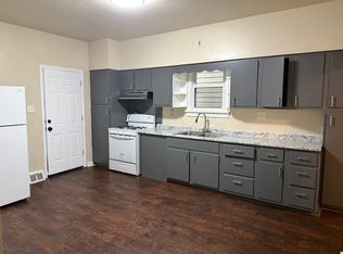 911 Robinson St, Mc Kees Rocks, PA 15136