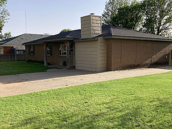 2nd image of 605 N 11th St