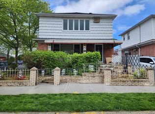15-54 159th St, Whitestone, NY 11357