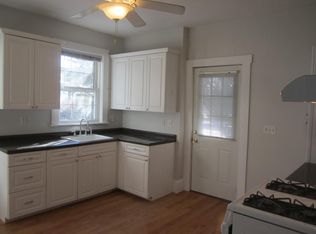 90 Pond St, Waltham, MA 02451
