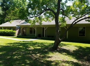 209 Texas St, Huntington, TX 75949