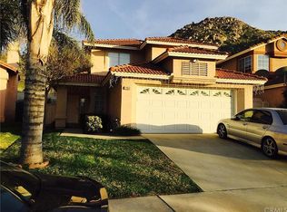 11453 Citrus Glen Ln, Fontana, CA 92337