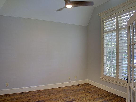 3rd image of 1416 E 34th St