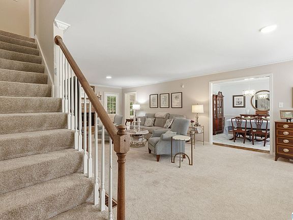 5th image of 5513 Heath Row Dr